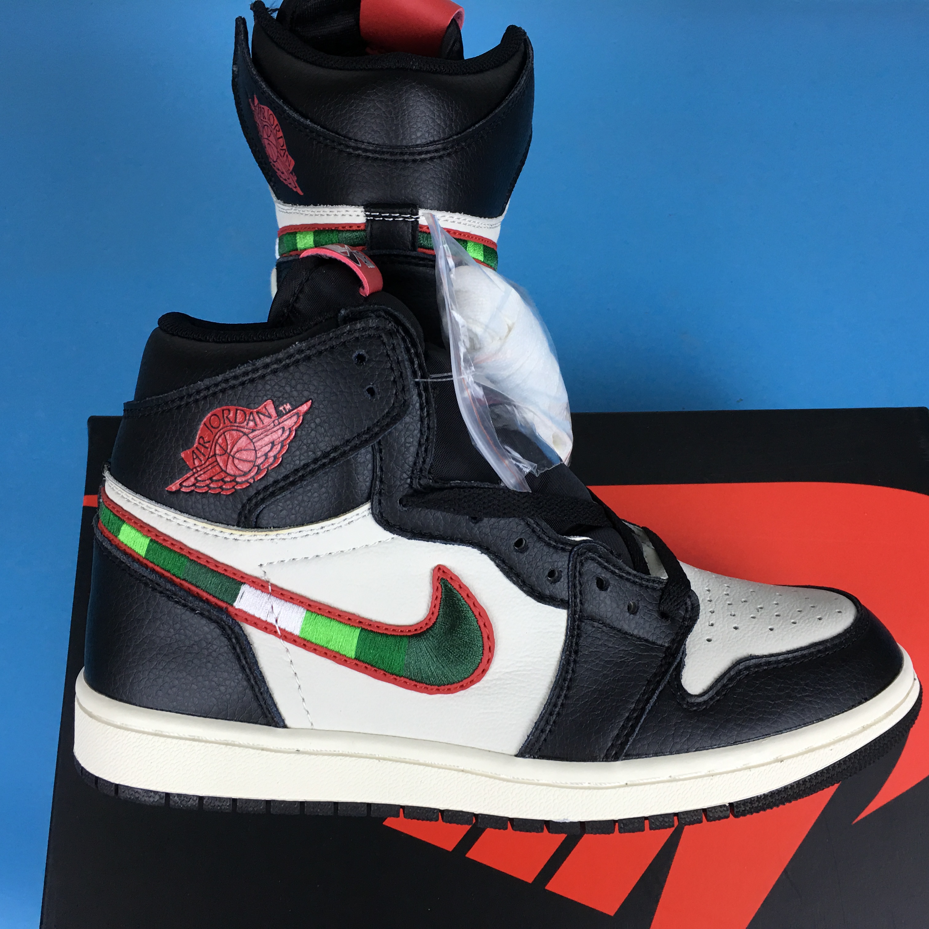 2018 Men Air Jordan 1 Rookie of the Year Black White Shine Red - Click Image to Close